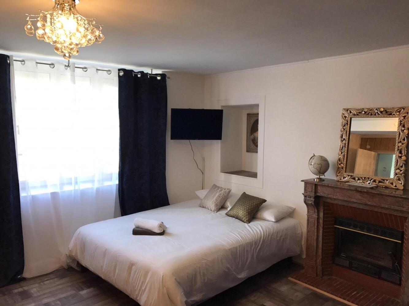 L'Hostellerie De Sevremont Saint-Michel-Mont-Mercure Ngoại thất bức ảnh